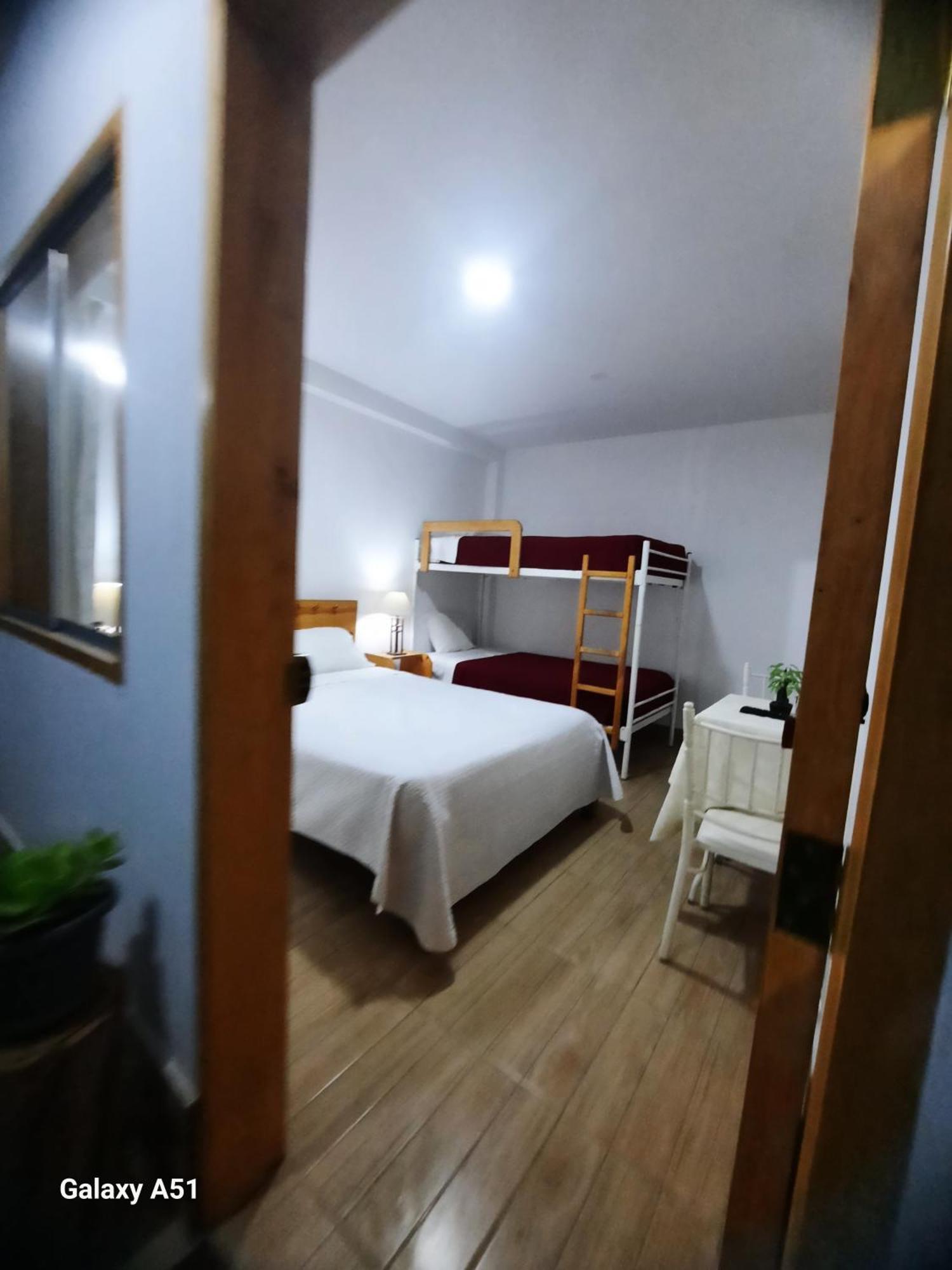 Wayra Hospedaje กาฮามาร์กา ภายนอก รูปภาพ
